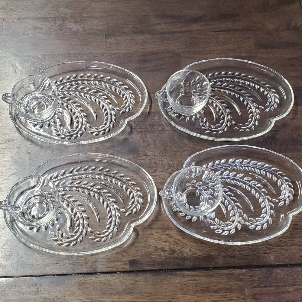 Vintage 1950s Federal Glass Snack Set